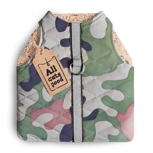 A quilted camo cat harness with reflective silver stripe