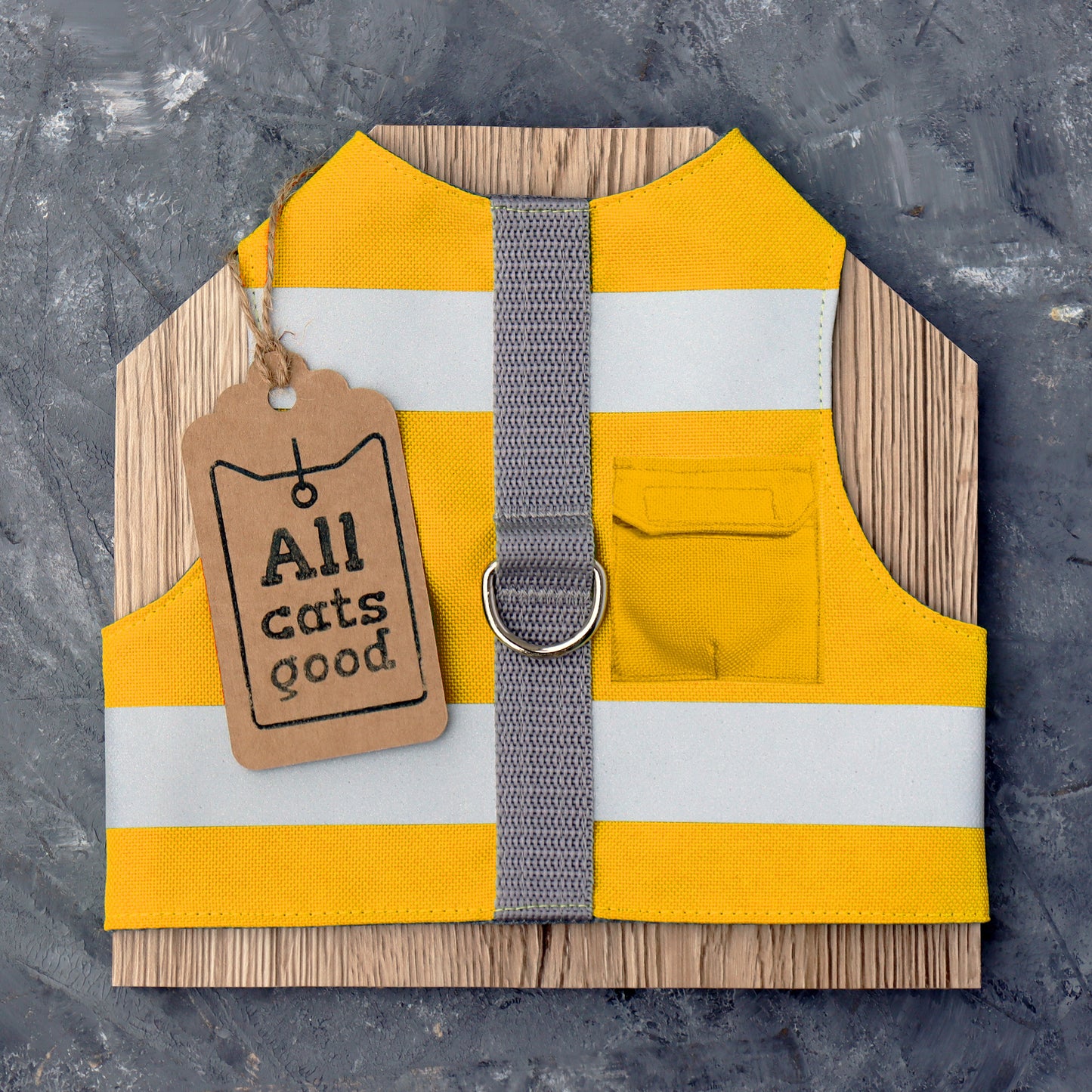 Escape proof high visibility water-repellent safety cat harness with reflective stripes. Airtag pocket optional