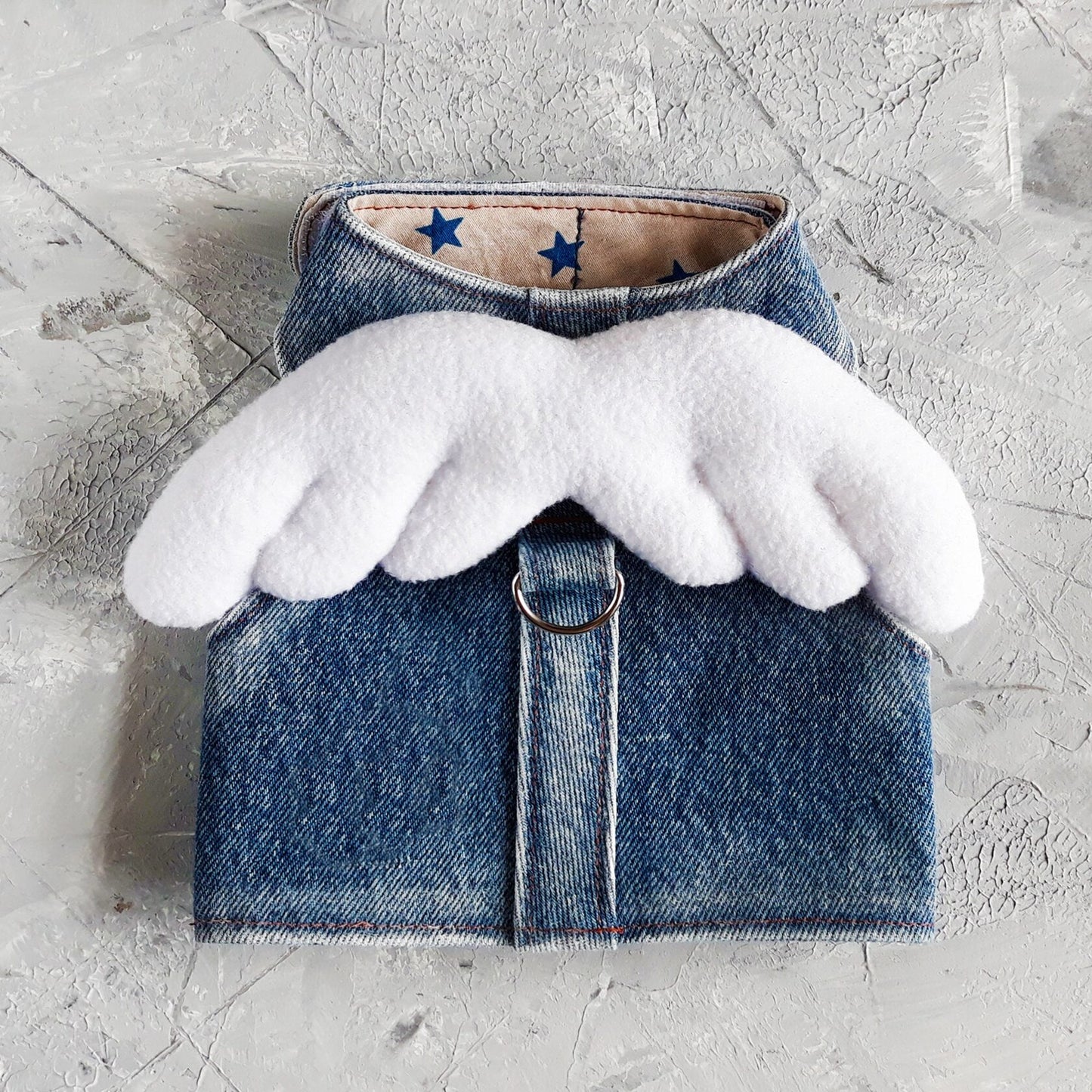 Durable Upcycling Denim Cat Harness with Secure Fit & Removable Angel Wings - The Perfect Combination of Safety, Style & Fun for Your Cat!