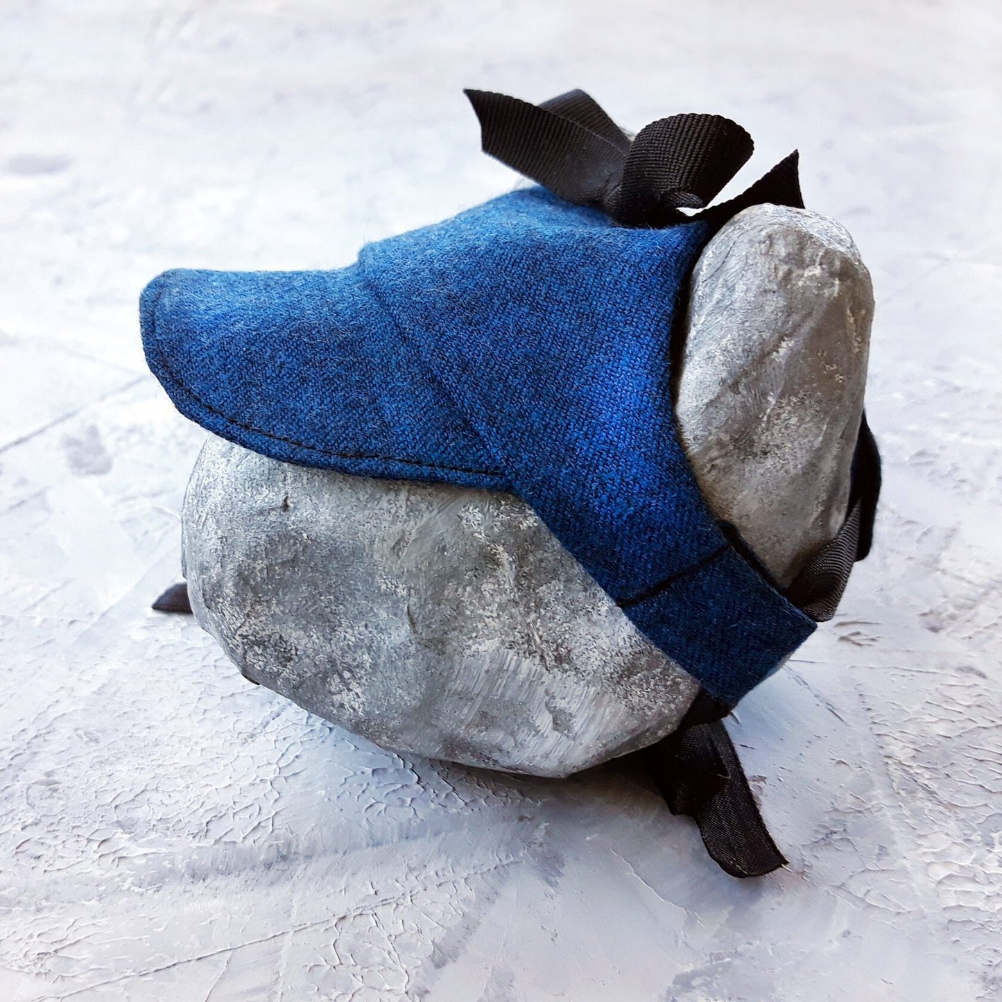 Dark blue hat for cat