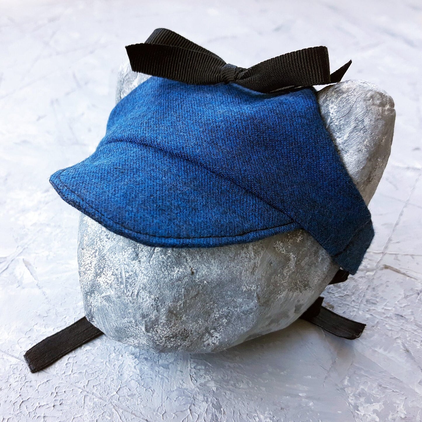 Dark blue hat for cat