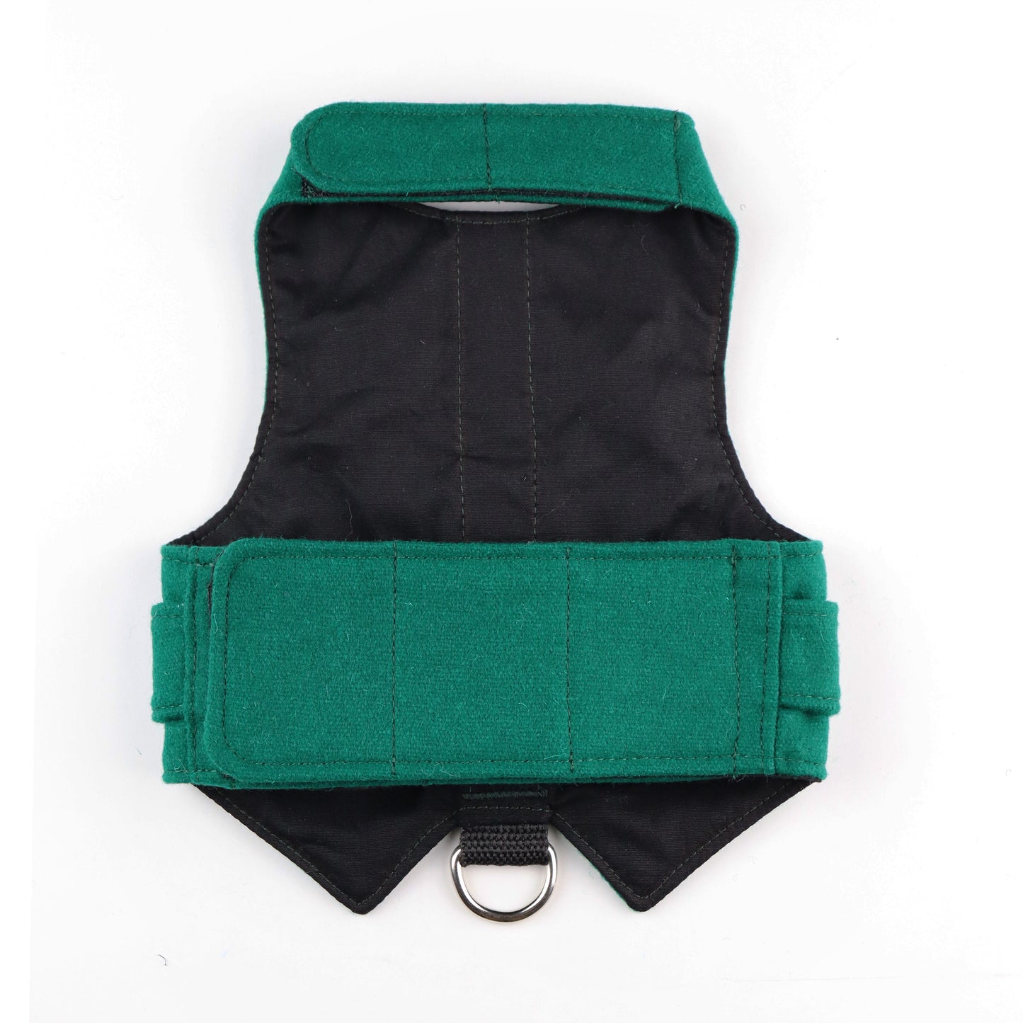 Difficult to escape green cat harness. Christmas vest