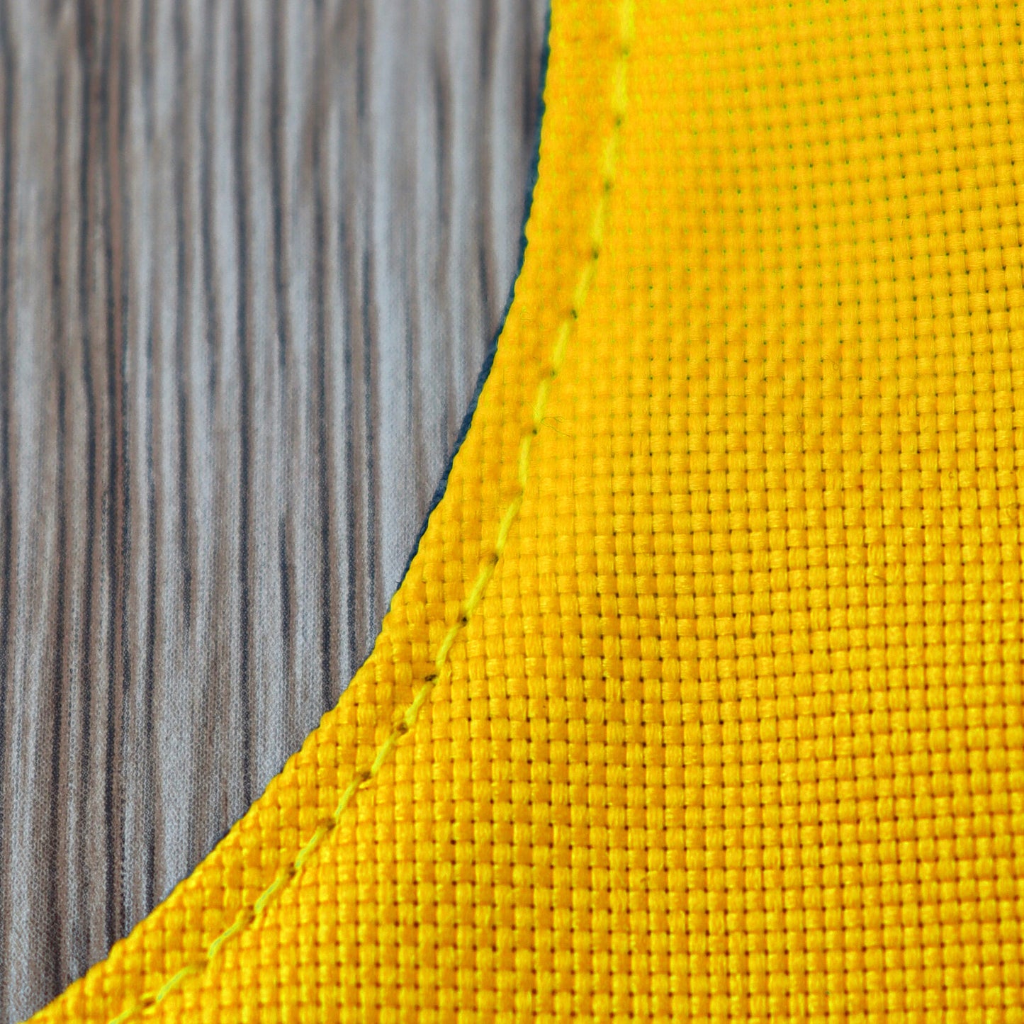 Escape proof high visibility water-repellent safety cat harness with reflective stripes. Airtag pocket optional