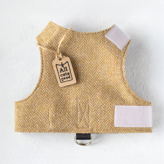 Tweed Cat Harness for Adult cats. One Size. Simple and Secure. Airtag Pocket optional
