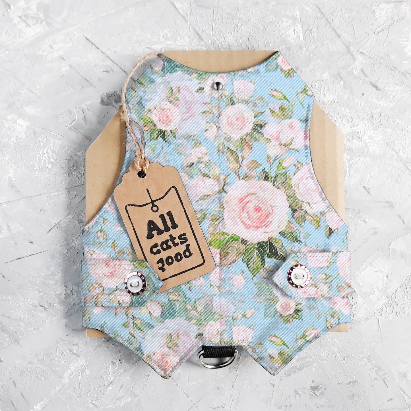 Difficult to escape cotton cat harness with tea rose print