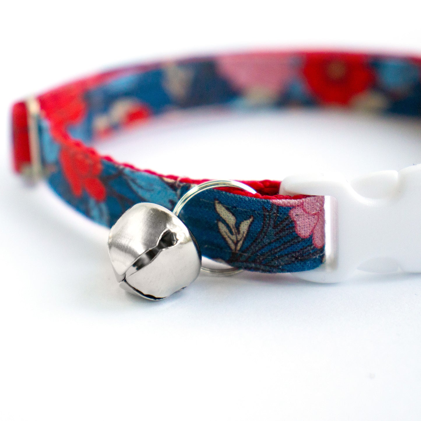 Pet Collar - "Blue Red Flowers" - Cat Collar Breakaway /Non Breakaway / Cat, Kitten, Small Dog, Little Pets