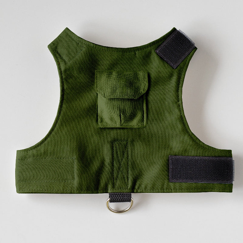 Escape proof cat harness with adjustable velcro straps and leash D-ring, safety harness for cats