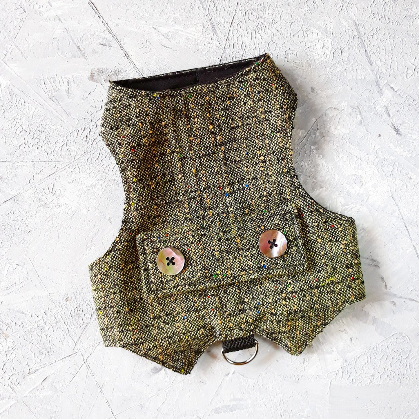 Difficult to escape elegant tweed cat harness with pearl buttons